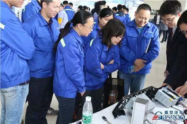 走進濰柴汽車新技術(shù)展示交流會圓滿舉行